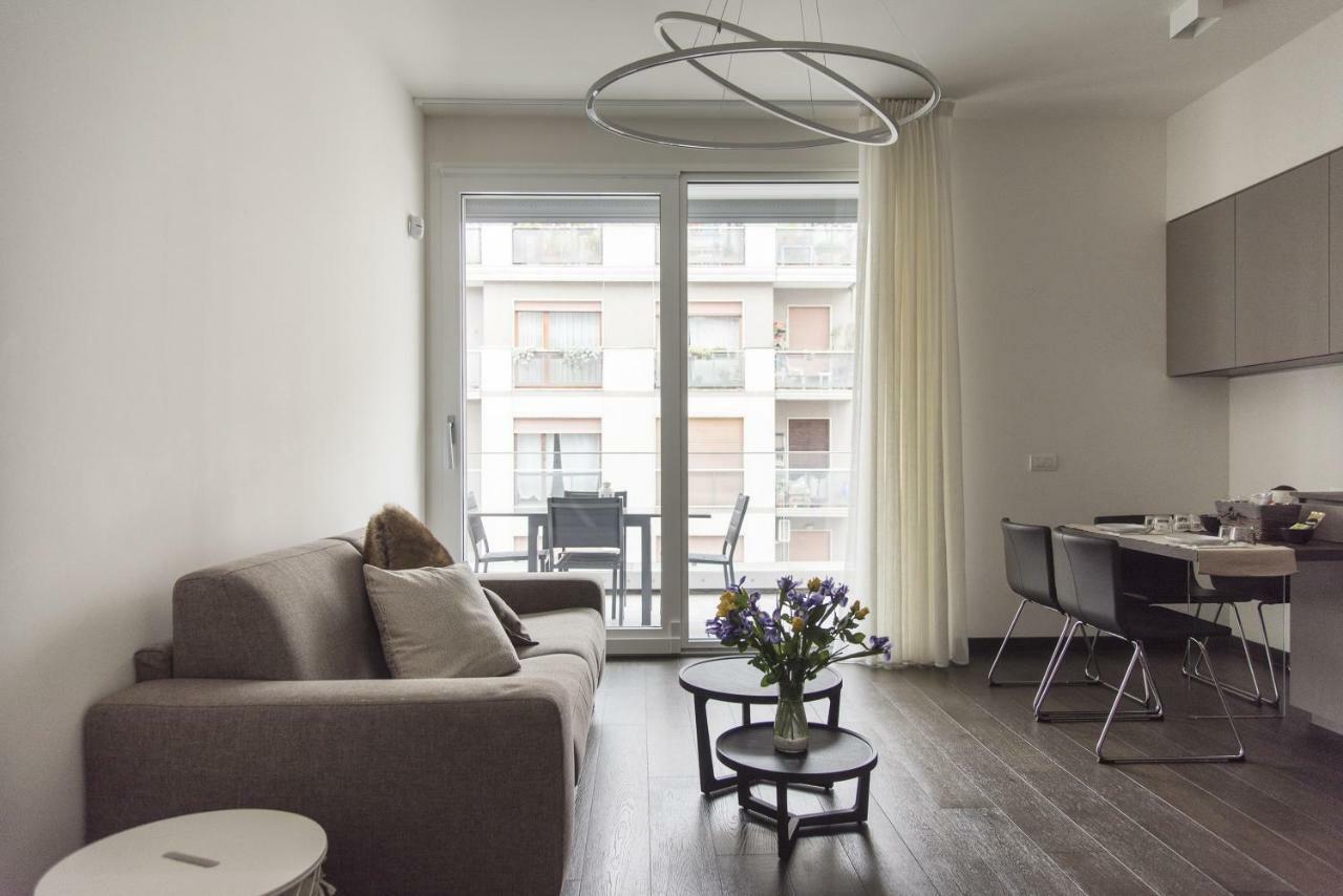 Design & New Center Apartments Milano Esterno foto