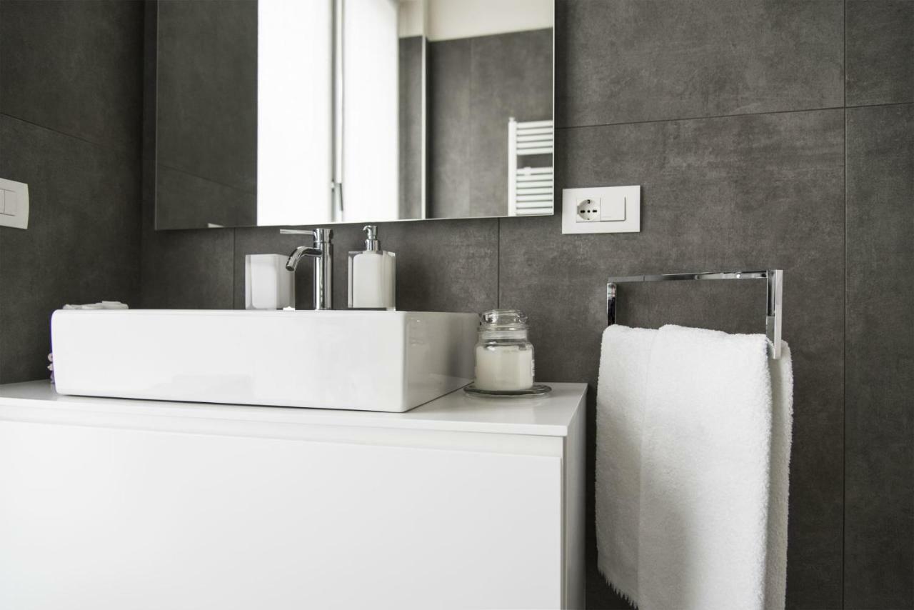 Design & New Center Apartments Milano Esterno foto